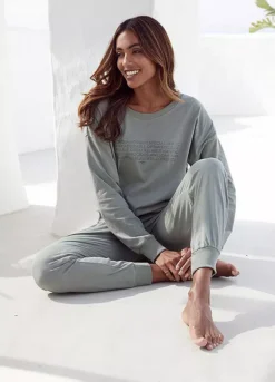 KangaROOS Slogan Print Pyjamas 10 KangaROOS Slogan Print Pyjamas -Buffalo Fashion Shop KangaROOS Slogan Print Pyjamas67395267FRSP W02