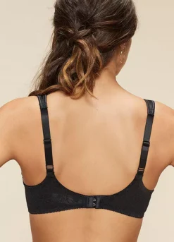 Triumph ’Comfort’ Minimiser Bra -Buffalo Fashion Shop Triumph Comfort Minimiser Bra36538706FRSP W01